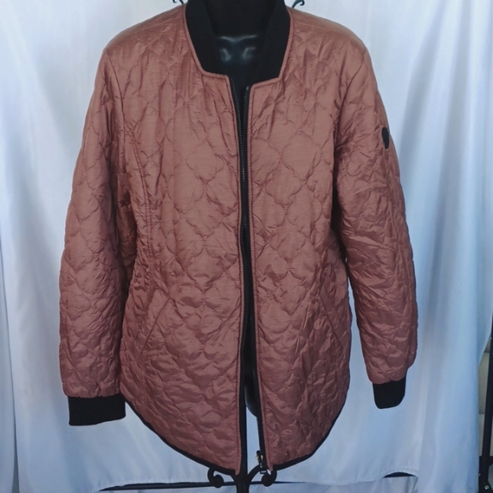 Bernardo Dusty rose to floral reversable quilted jacket